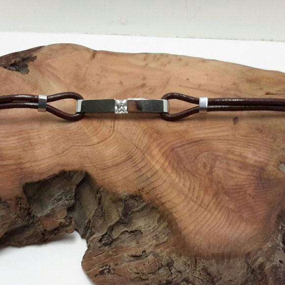 LEATHER ENCAPSULATED MEMORIAL BRACELET - Picture 5 of 5